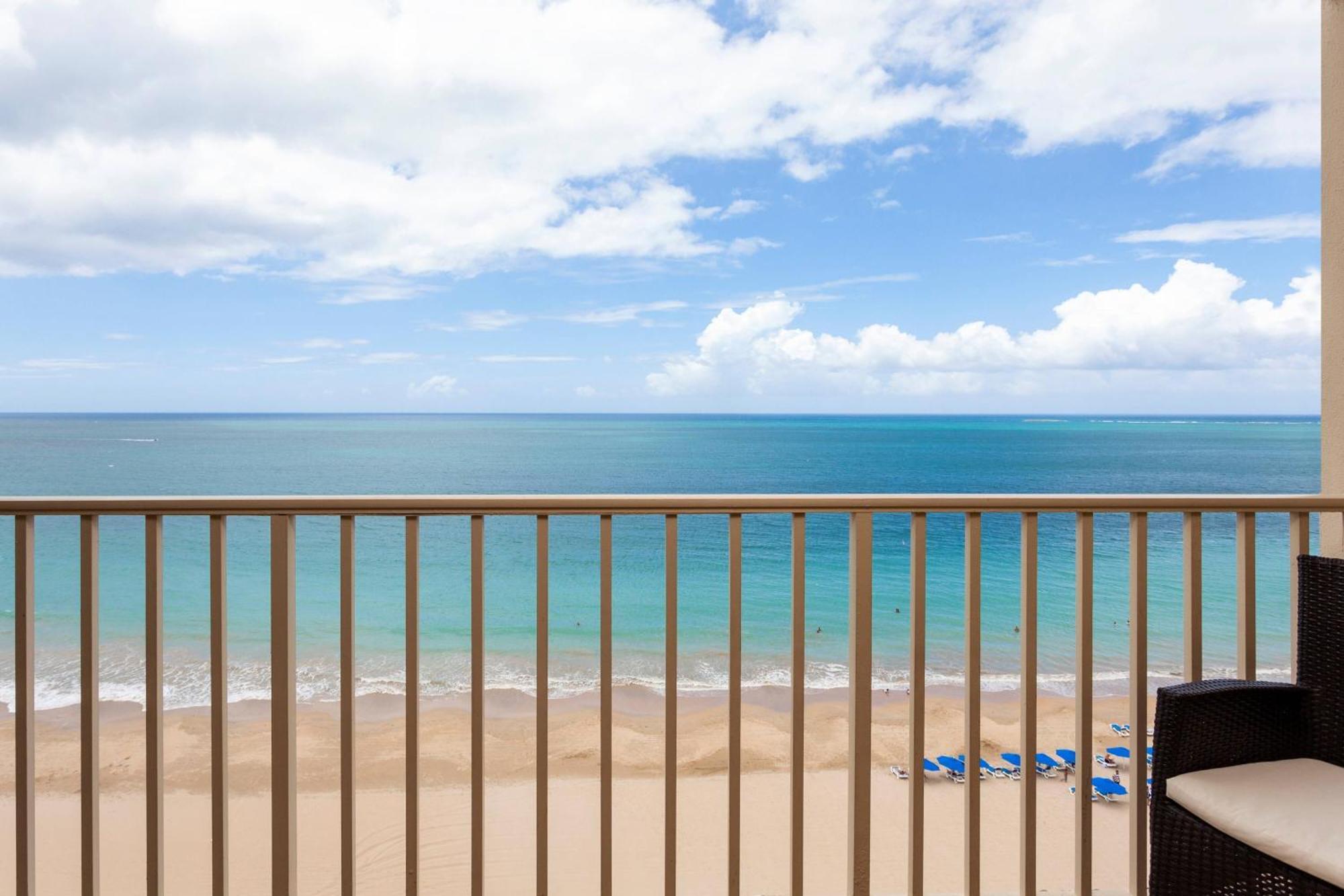 Courtyard By Marriott Isla Verde Beach Resort San Juan Exterior photo