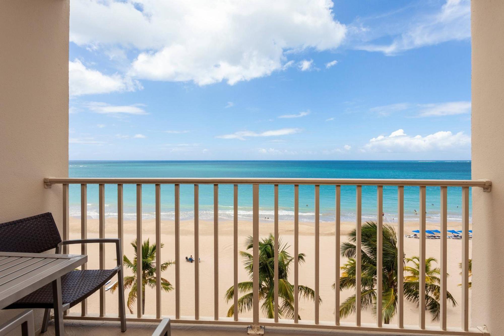Courtyard By Marriott Isla Verde Beach Resort San Juan Exterior photo